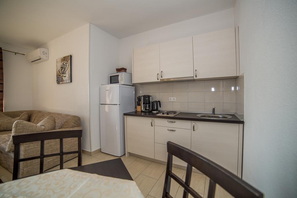 Apartments Kati Omiš Екстериор снимка