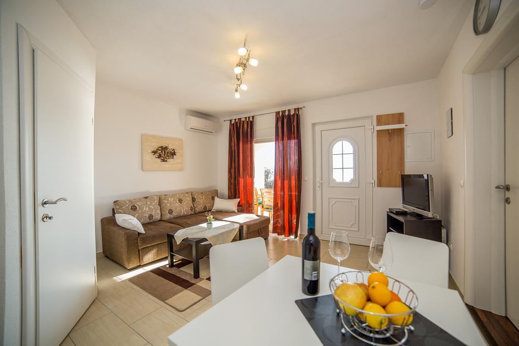 Apartments Kati Omiš Екстериор снимка