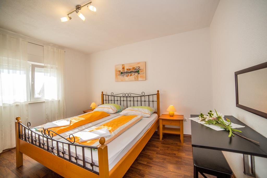 Apartments Kati Omiš Екстериор снимка